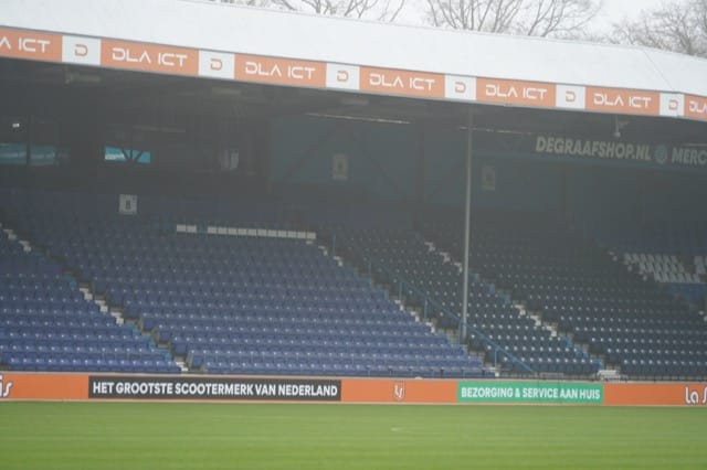 De Graafschap overrompelt Jong Ajax in openingsfase en nadert play-offs