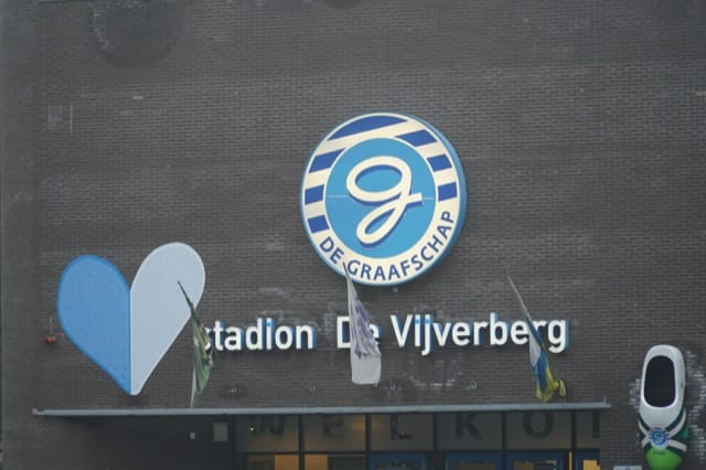 De Graafschap overrompelt Jong Ajax in openingsfase en nadert play-offs